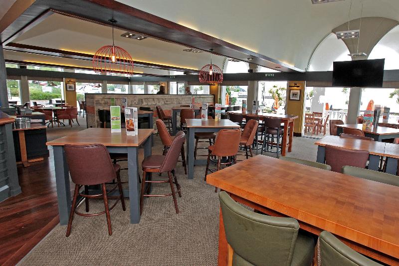 Premier Inn Torquay Seafront - Restoran