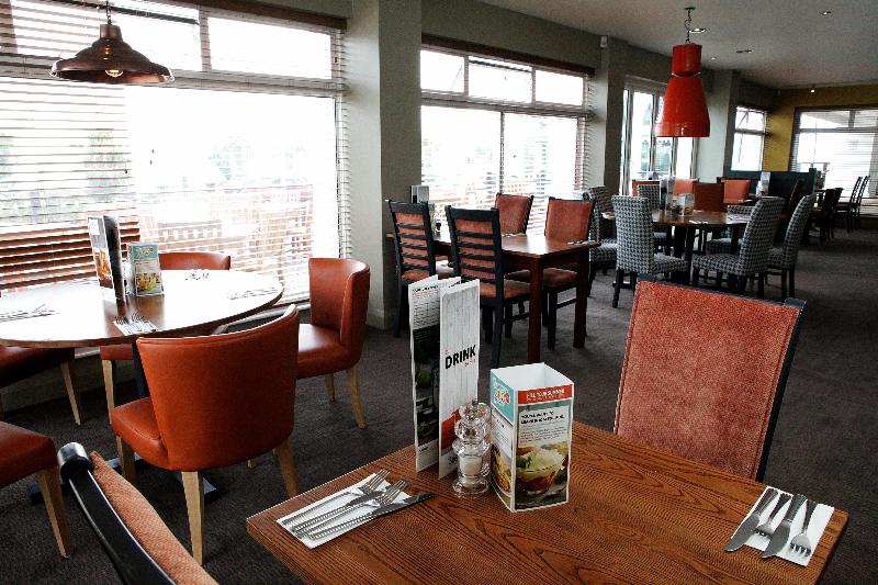Premier Inn Torquay Seafront - Restoran