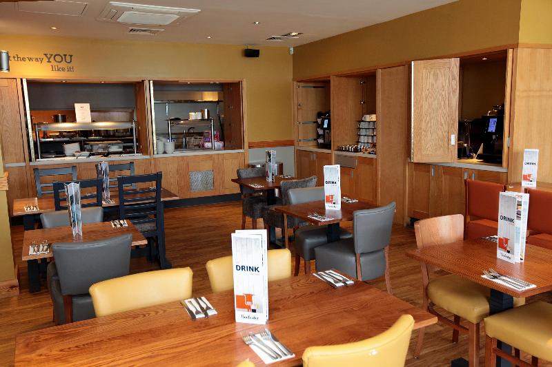 Premier Inn Torquay Seafront - Restoran