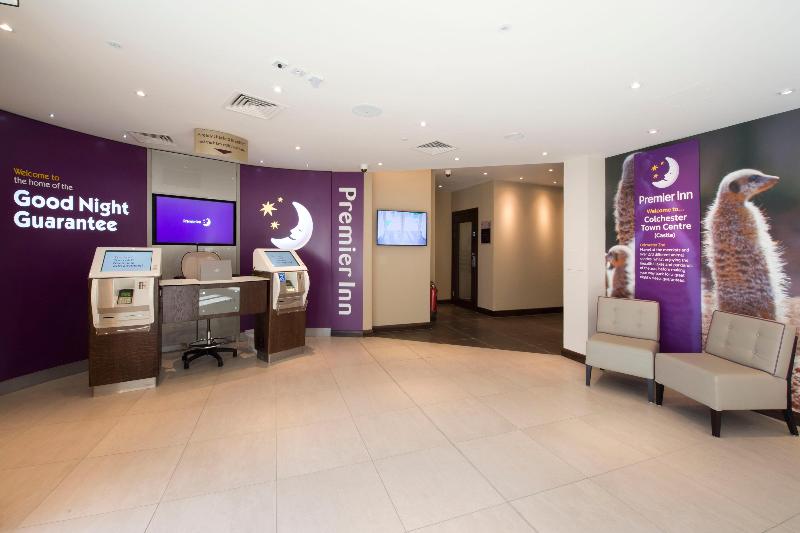 Premier Inn Colchester Town Centre - Lobi