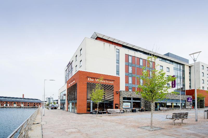 Premier Inn Swansea Waterfront - Genel
