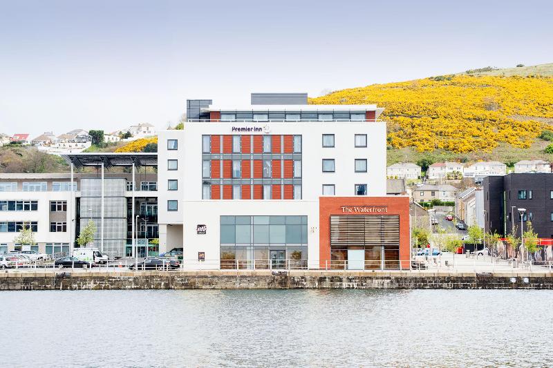 Premier Inn Swansea Waterfront - Genel