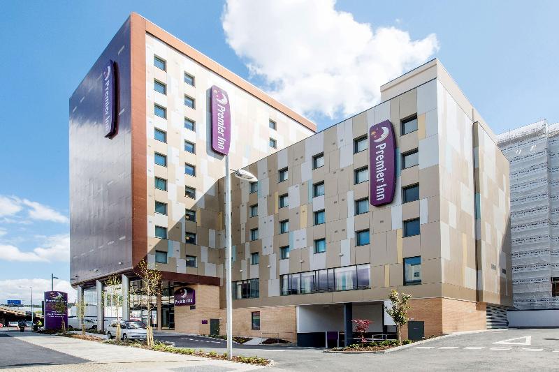 Premier Inn London Brentford - Genel