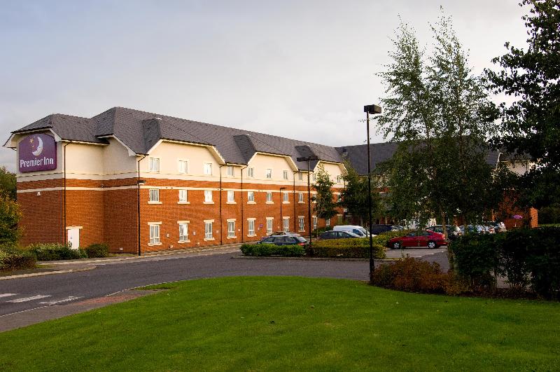 Premier Inn Warrington - M6/J21 - Genel