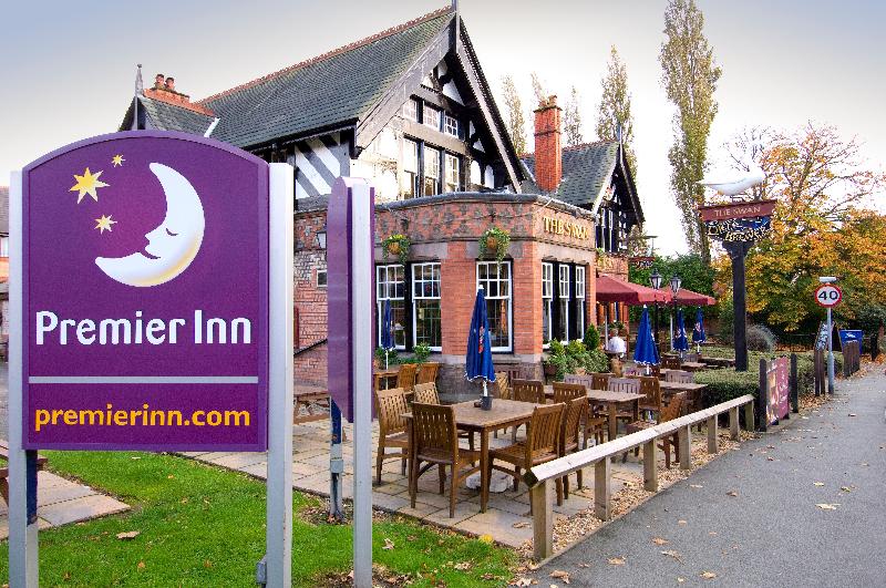 Premier Inn Warrington North East - Genel