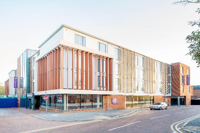 Premier Inn St Albans City Centre - Genel