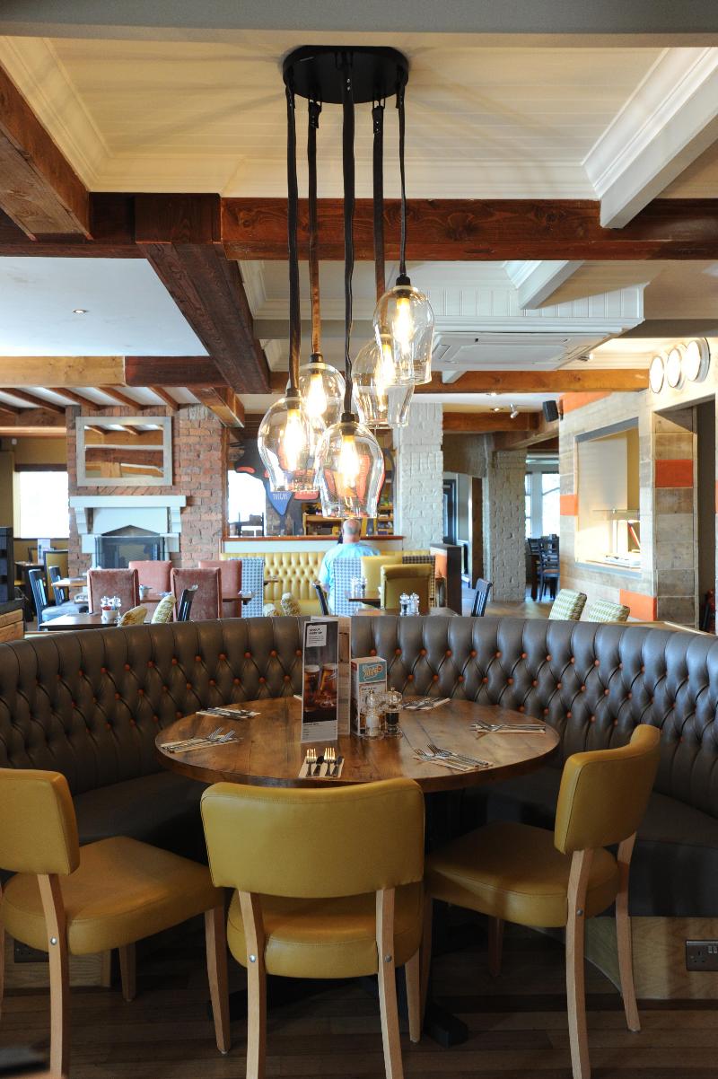 Premier Inn Southend Airport - Restoran