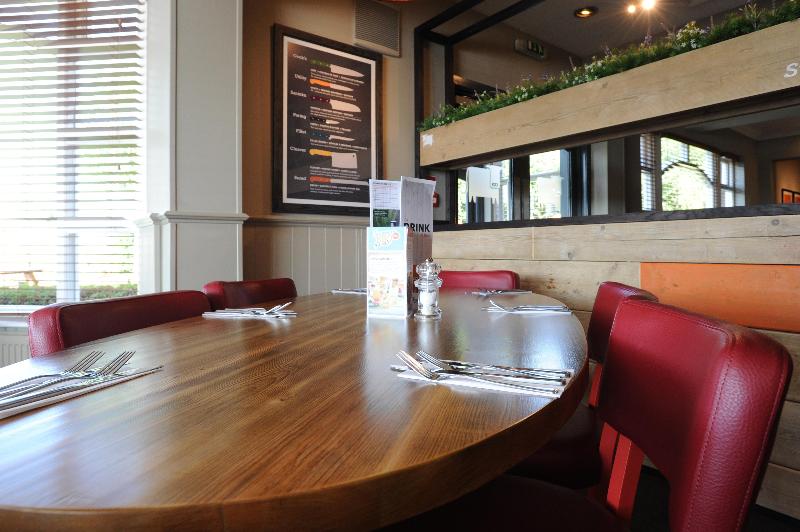 Premier Inn Southend Airport - Restoran
