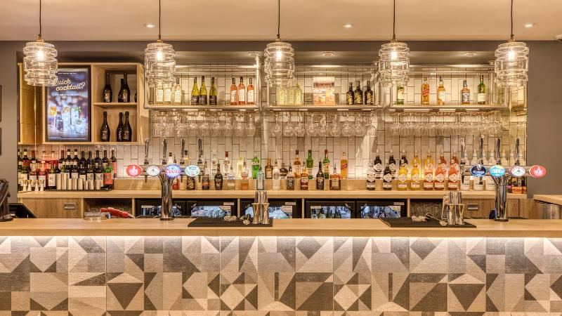 Premier Inn Cambridge City Centre - Corn Exchange - Bar