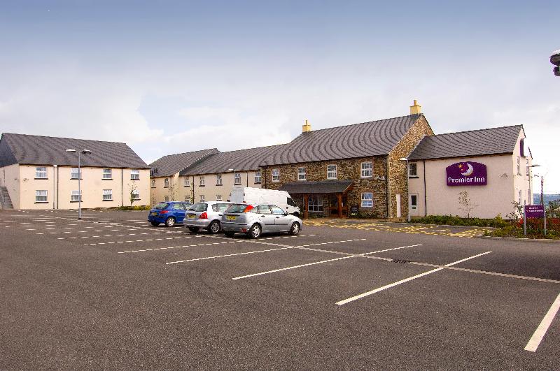 Premier Inn St. Austell - Genel