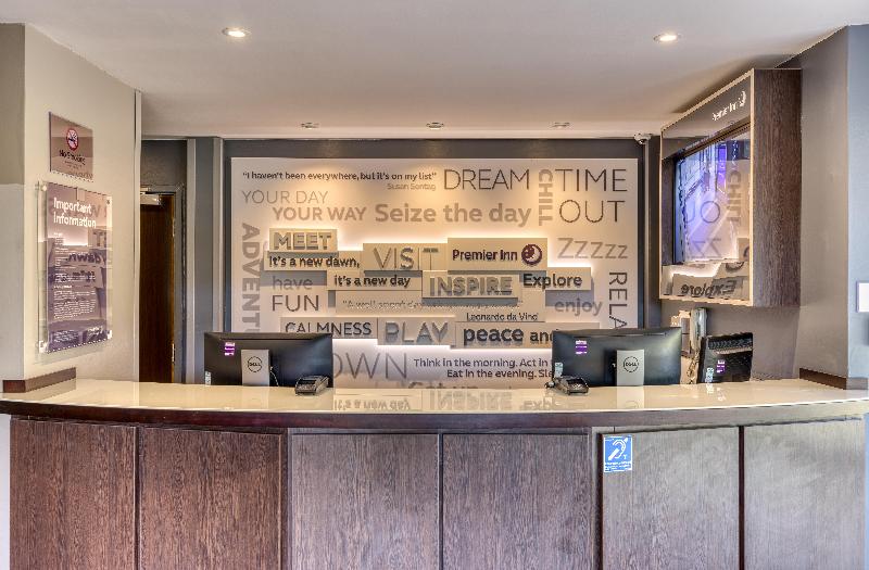 Premier Inn Whitstable - Lobi