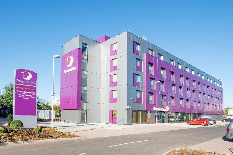 Premier Inn London Edmonton - Genel