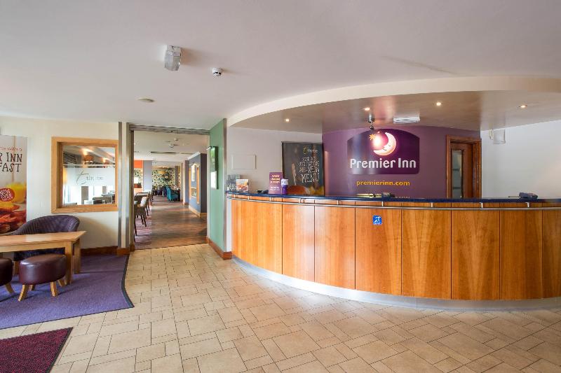 Premier Inn Poole North - Lobi