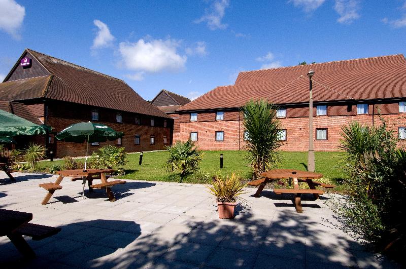 Premier Inn Christchurch - East - Genel