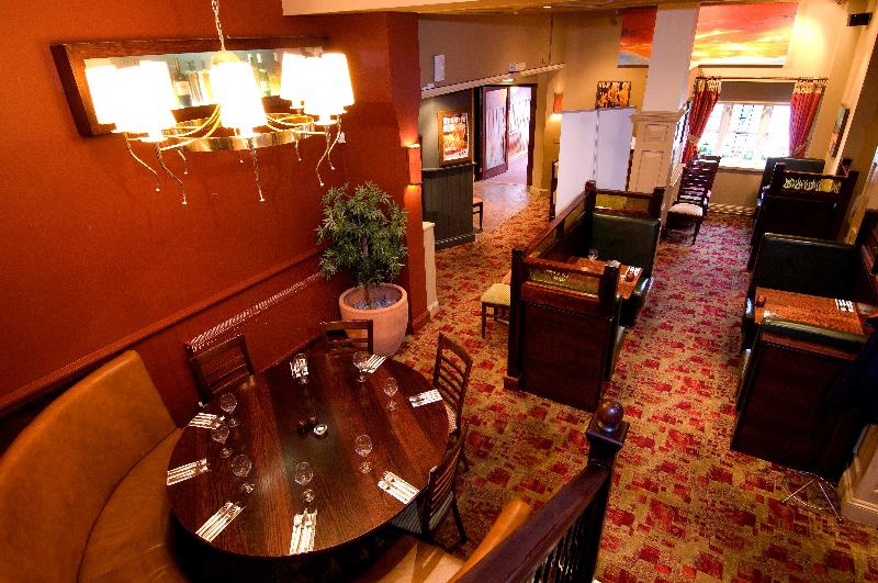 Premier Inn Christchurch - East - Restoran