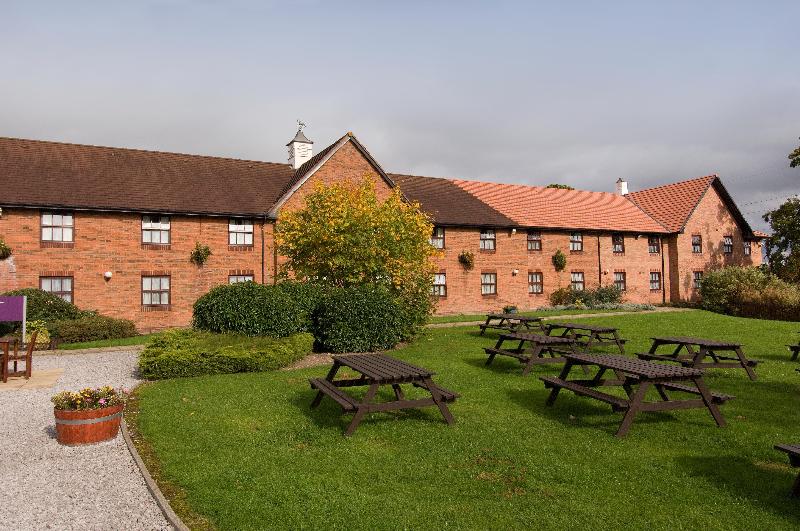 Premier Inn Crewe West - Genel