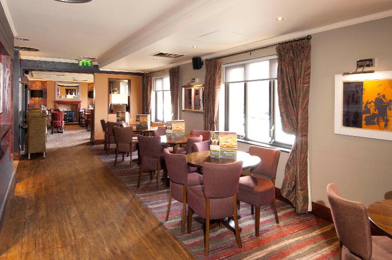 Premier Inn Gatwick Crawley Town West - Bar