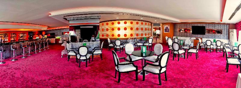 The Green Park Bostanci - Bar