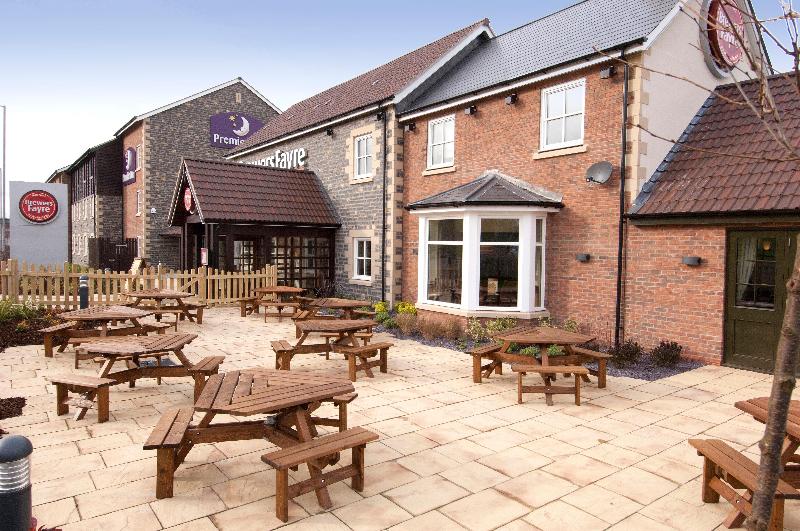 Premier Inn Glastonbury - Genel