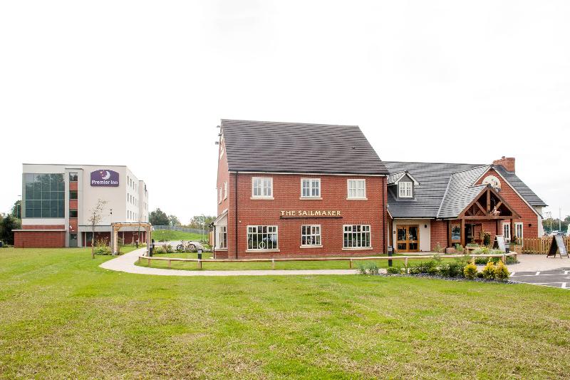 Premier Inn Gosport - Genel