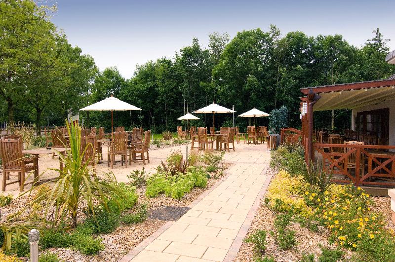 Premier Inn Llantrisant - Genel
