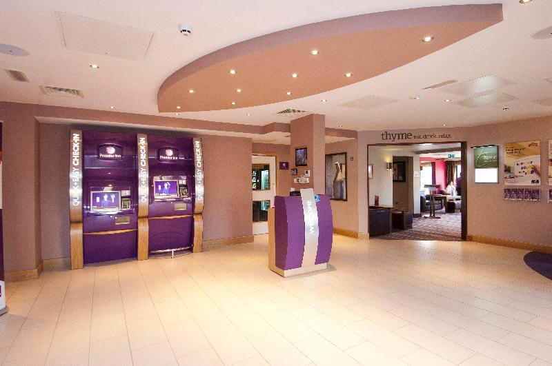 Premier Inn Loughborough - Lobi