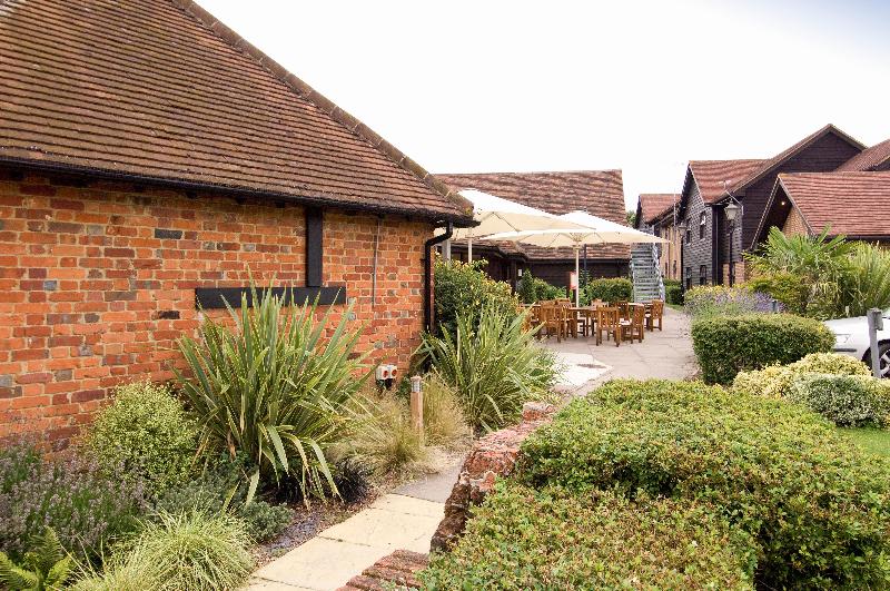 Premier Inn Sandhurst - Genel