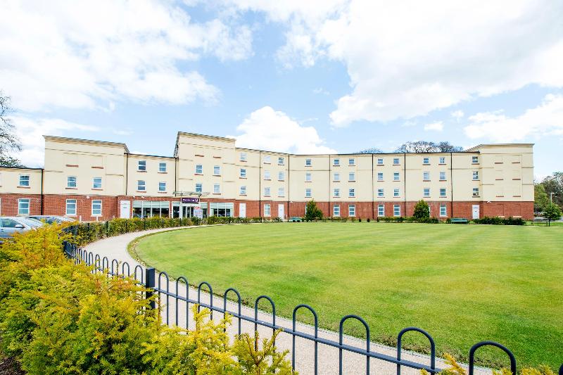 Premier Inn Stoke/Trentham Gardens - Genel