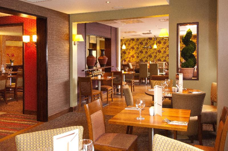 Premier Inn Sunbury - Kempton Park - Restoran
