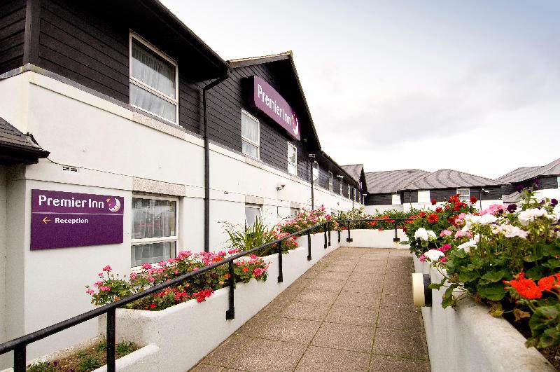 Premier Inn Truro - Genel