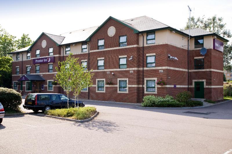 Premier Inn Watford North - Genel