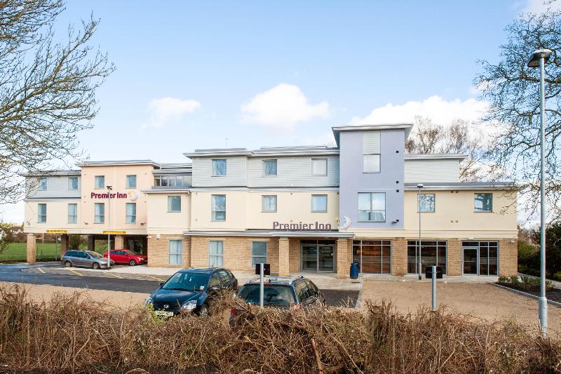 Premier Inn Witney - Genel
