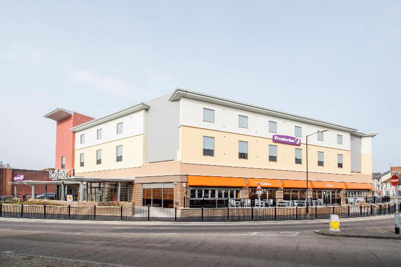 Premier Inn Yeovil Town Centre - Genel