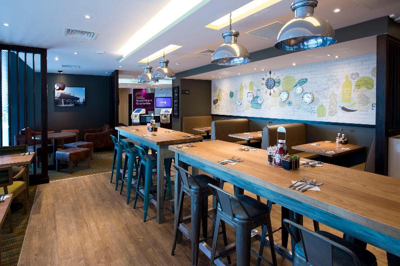 Premier Inn Manchester Salford Media City - Restoran