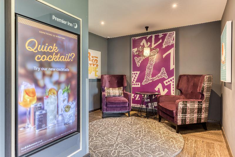 Premier Inn Bracknell Central - Lobi