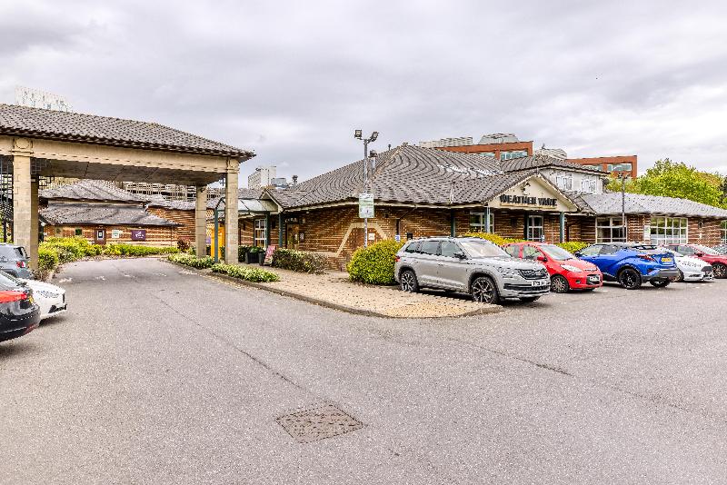 Premier Inn Bracknell Central - Genel