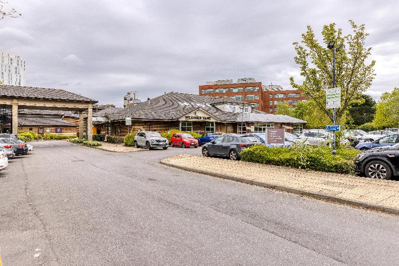 Premier Inn Bracknell Central - Genel