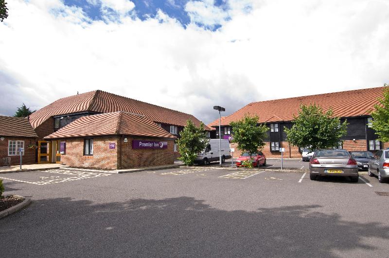Premier Inn Aylesbury - Genel