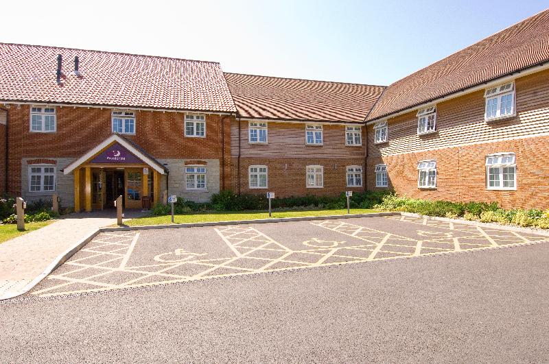 Premier Inn Petersfield - Genel