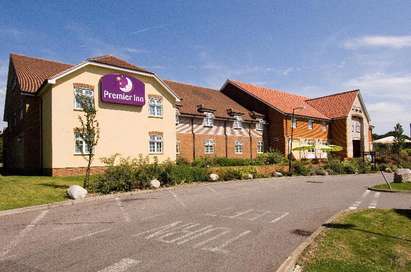 Premier Inn Petersfield - Genel