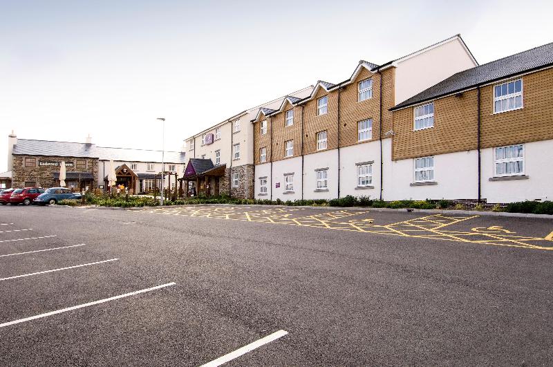 Premier Inn Liskeard - Genel