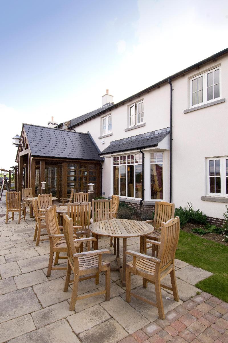 Premier Inn Liskeard - Genel