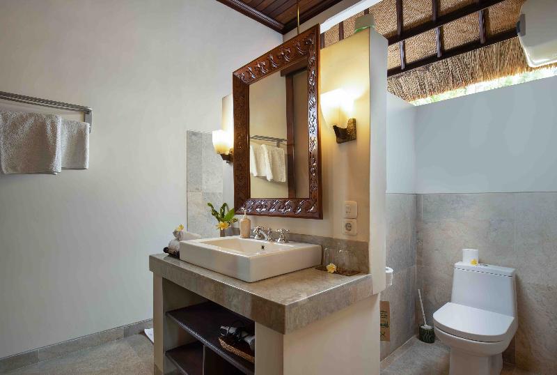 Alam Anda Ocean Front Resort & Spa - Oda