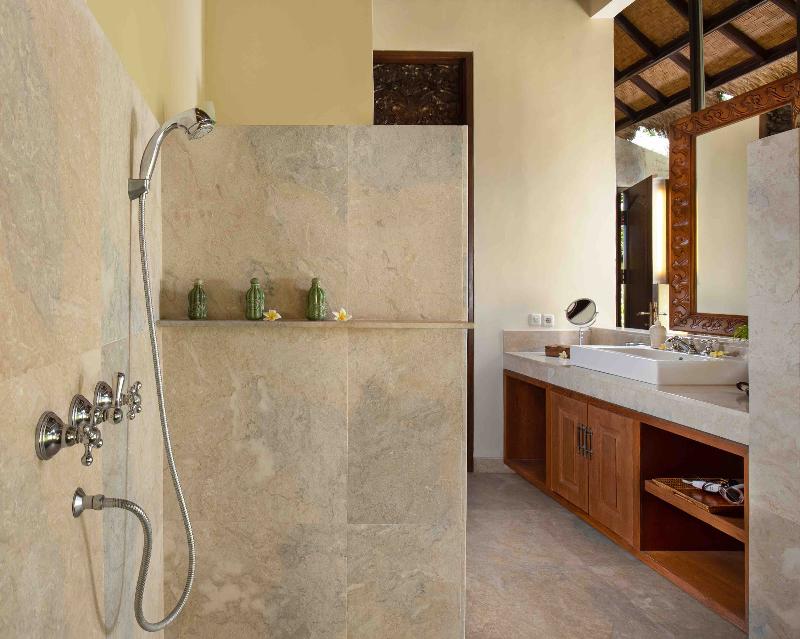 Alam Anda Ocean Front Resort & Spa - Oda