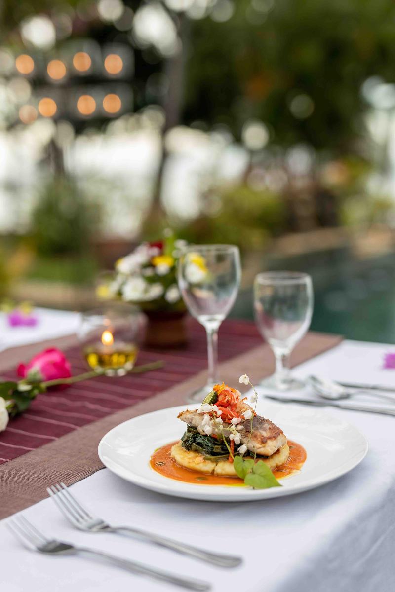 Alam Anda Ocean Front Resort & Spa - Restoran