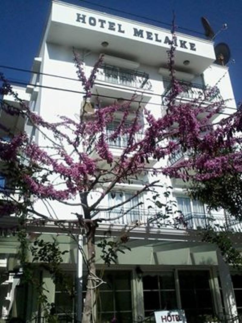 Melaike - Genel