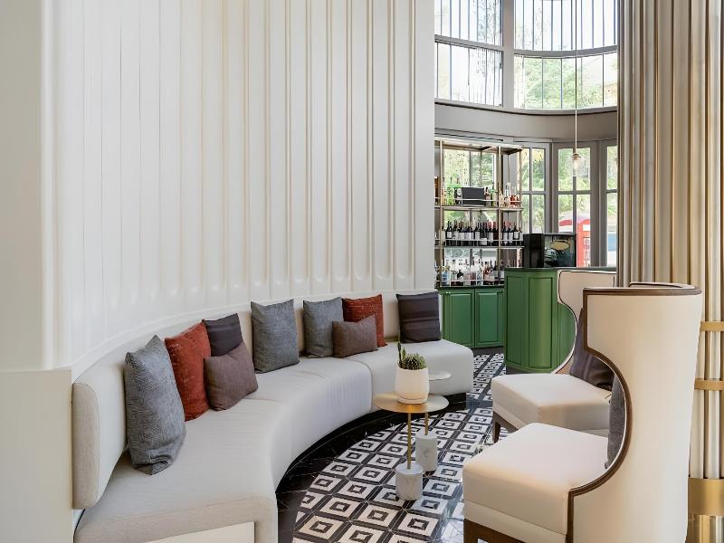 Hotel Moco - Lobi