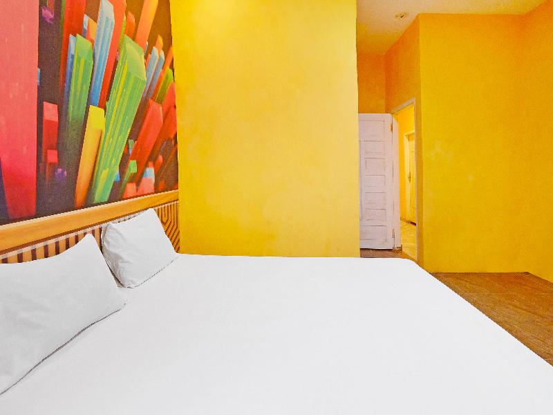 OYO 90977 Wisma Pelangi Palopo - Oda