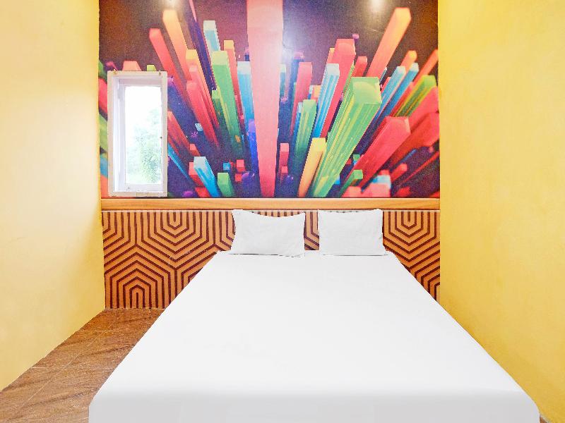 OYO 90977 Wisma Pelangi Palopo - Oda