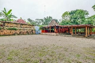 OYO Homes 90996 Desa Wisata Pulesari Syariah otel fotoğrafı